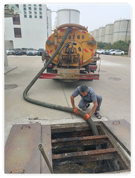 冷水江隔油池清掏