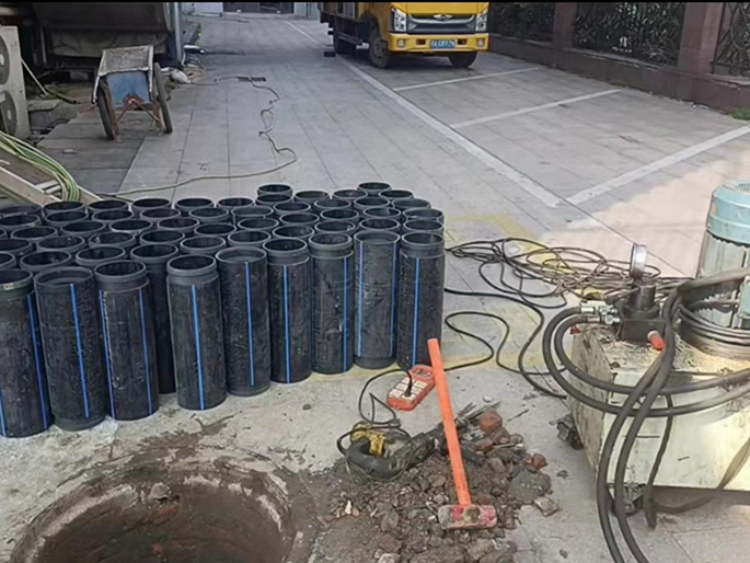 冷水江PE置换管厂家 DN315置换管 非开挖管短管置换